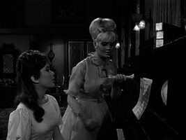 Petticoat Junction S2 E32 – Why Girls Leave Home