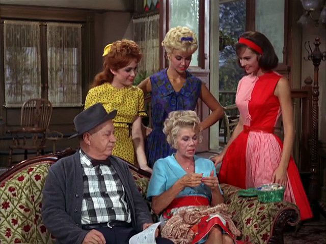 Petticoat Junction S3 E07 – A Doctor In The House