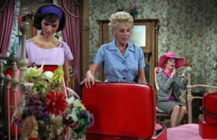 Petticoat Junction S3 E10 – Betty Jo Goes to New York