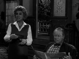 Petticoat Junction S01E29 – Kate the Stockholder